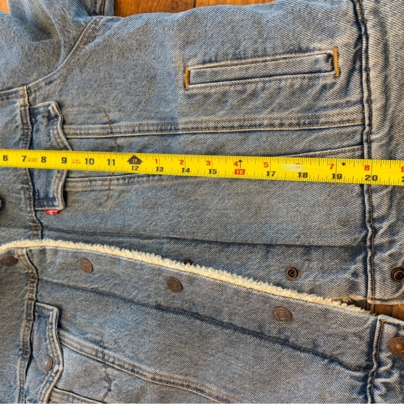 Levi's Sherpa Trucker Denim Jacket from Revolve - Picture 11 of 11